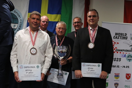 20250913 182900160 iOS